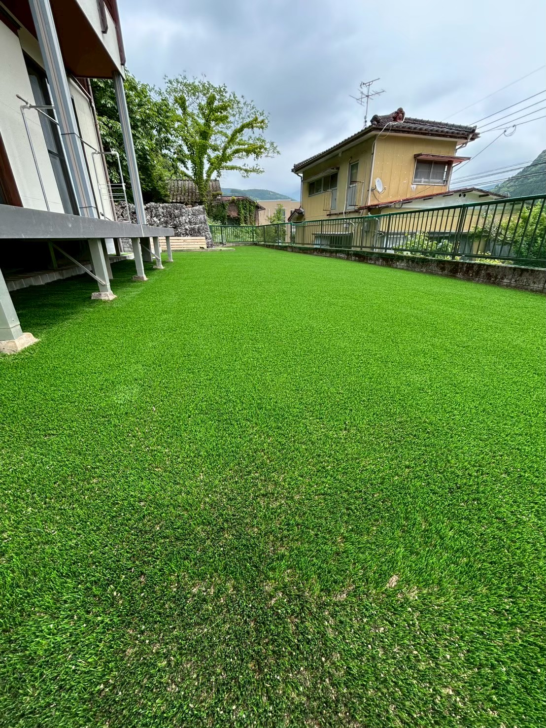 Y様邸ドッグラン（天然芝→人工芝）