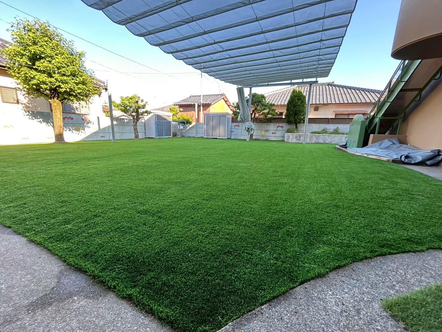 大村市 わかば保育園様（園庭に冷却人工芝を設置）