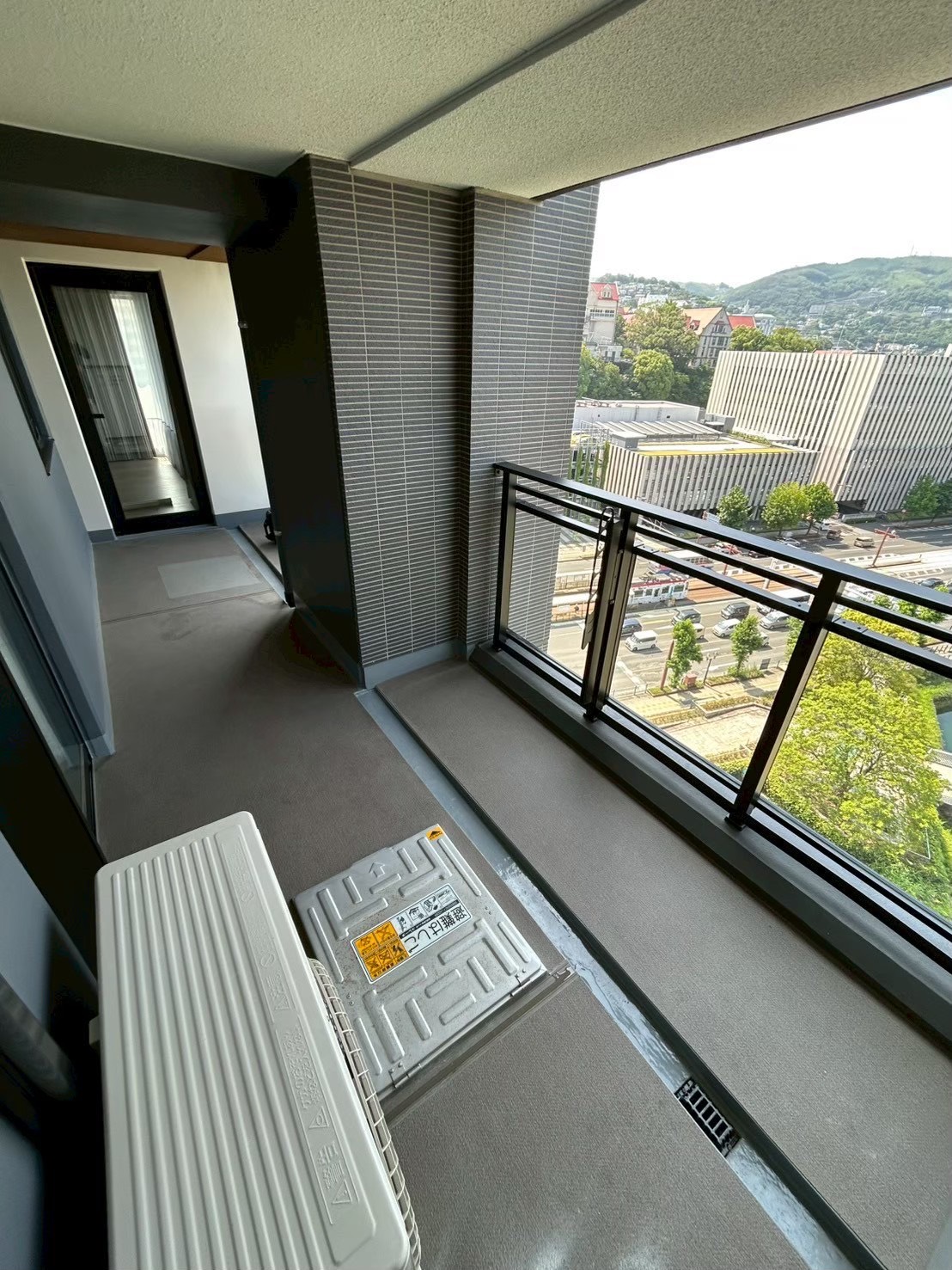 長崎市 マンションバルコニー（景観用） | 【公式】芝専門TURFER：天然芝も人工芝もアドバイスから施工、管理まで。＊ 長崎県、佐賀県