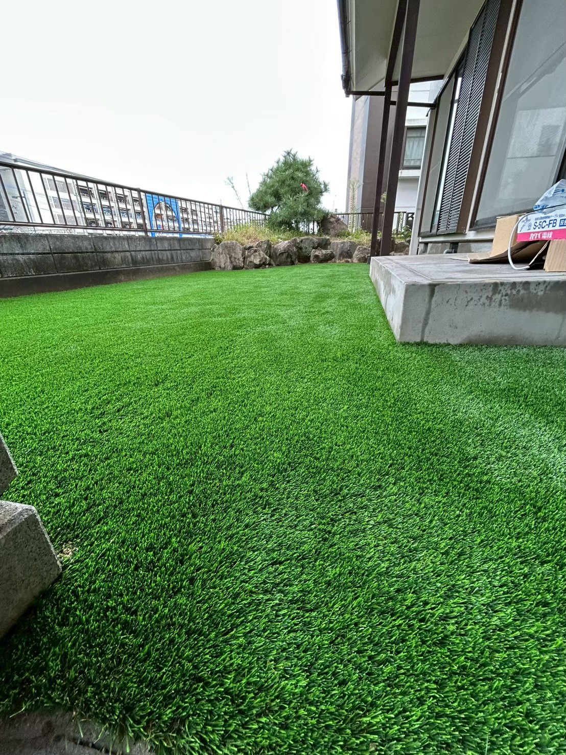 長崎市・岩屋町｜コンクリートの庭が“天空感ある日本庭園風空間”に大変身